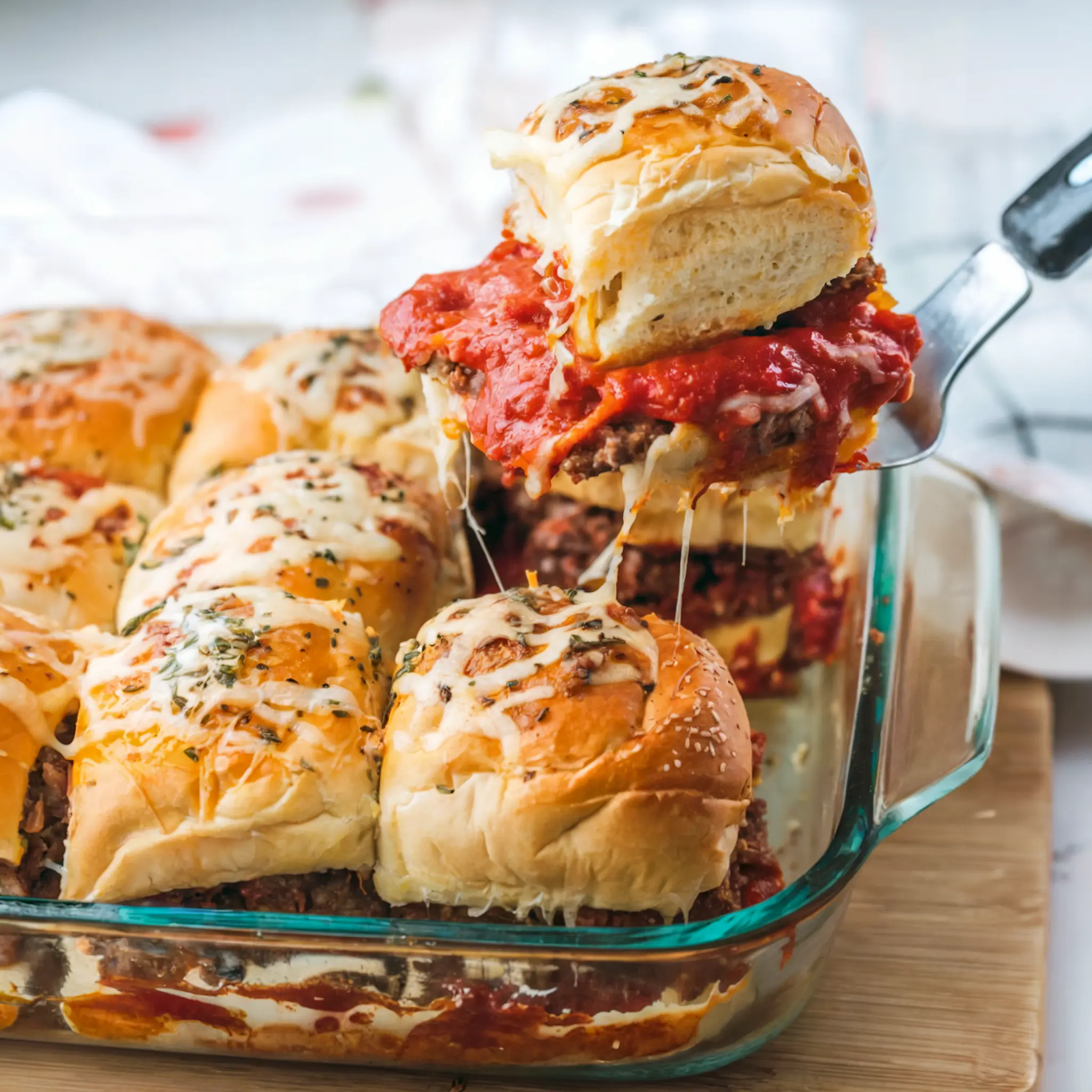 meatball sliders hawaiian rolls Featured image